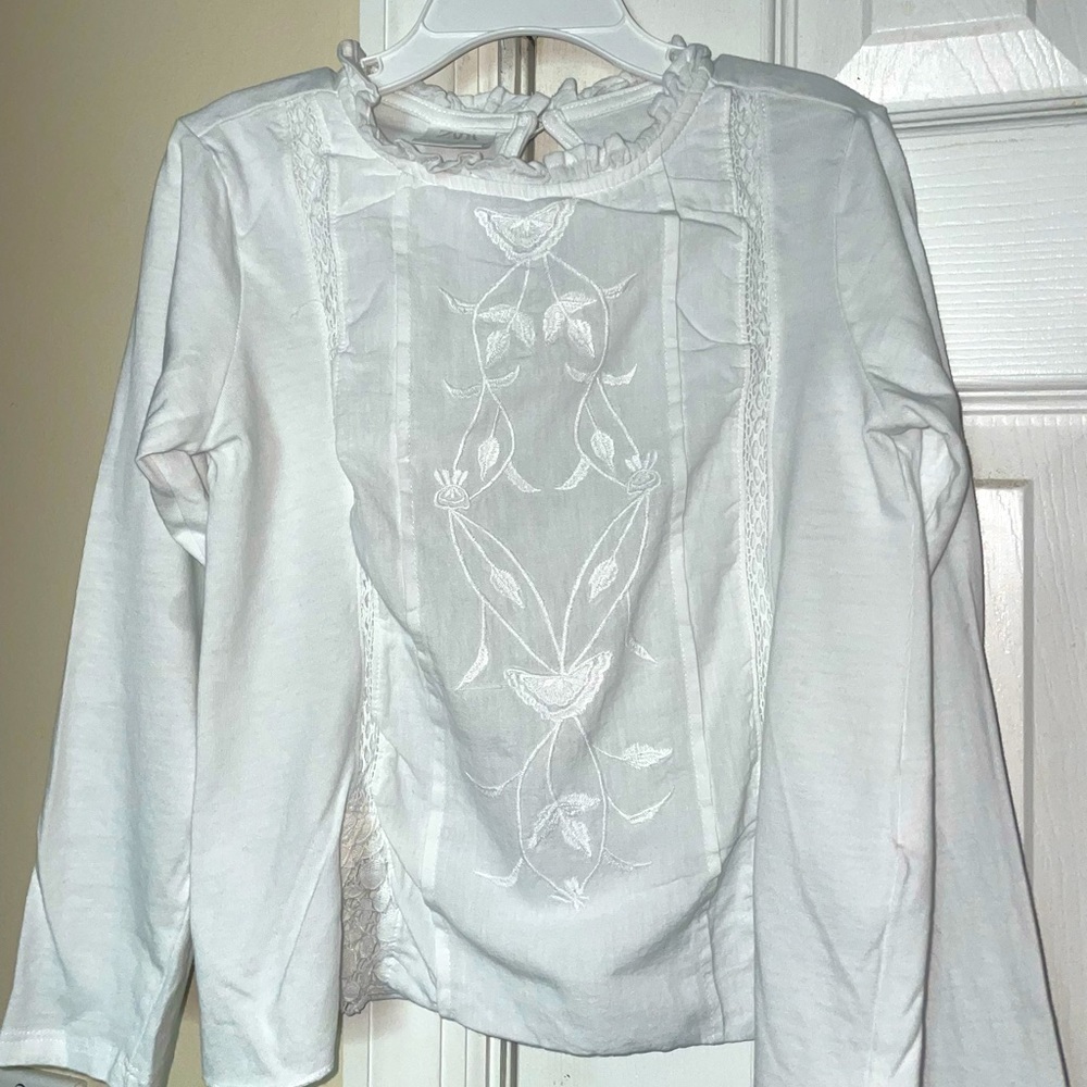 Zara Girls Size 7 white shirt, embroidered